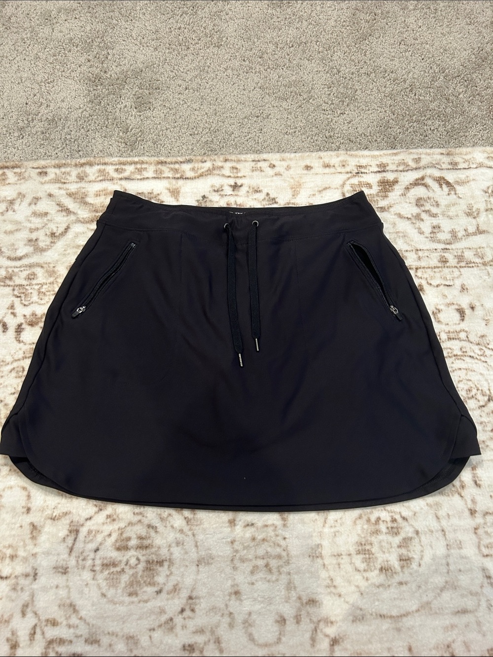 tek gear Black A-Line Active Skort with Zip Pockets